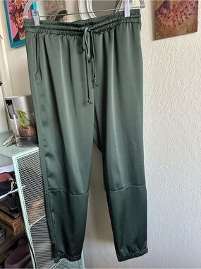 Socialite Green Drawstring Jogger Pants